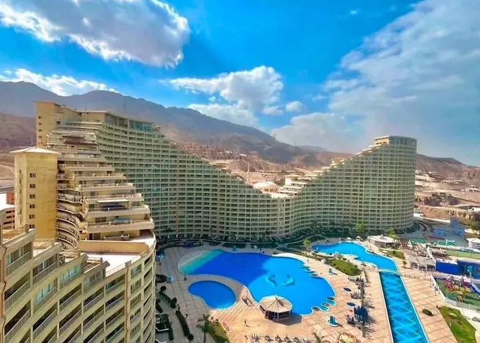 بورتو السخنه الاهرامات Ain Sukhna